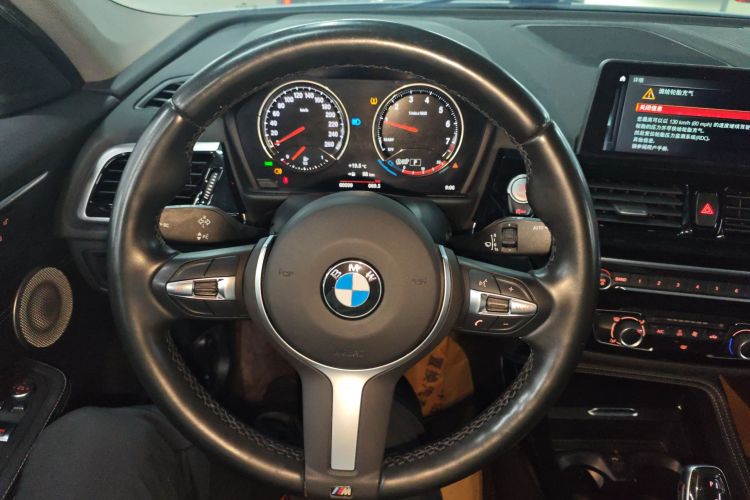 宝马1系 2021款 120i M运动曜夜版局部细节13