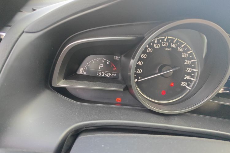 马自达3 昂克赛拉 2017款 三厢 2.0L 自动尊贵型 国VI中控内饰15