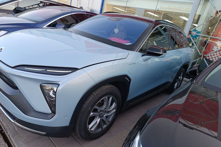 蔚来ES6 2020款 600KM 运动版车身外观4