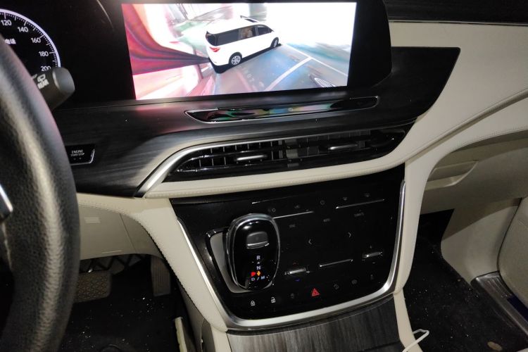 别克GL8 2022款 ES陆尊 653T 舒适型中控内饰16