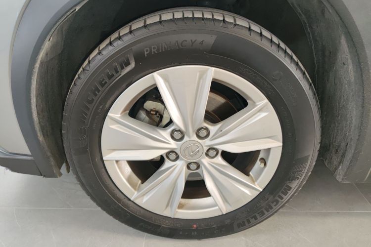 雷克萨斯UX 2020款 200 特别版车身外观6007