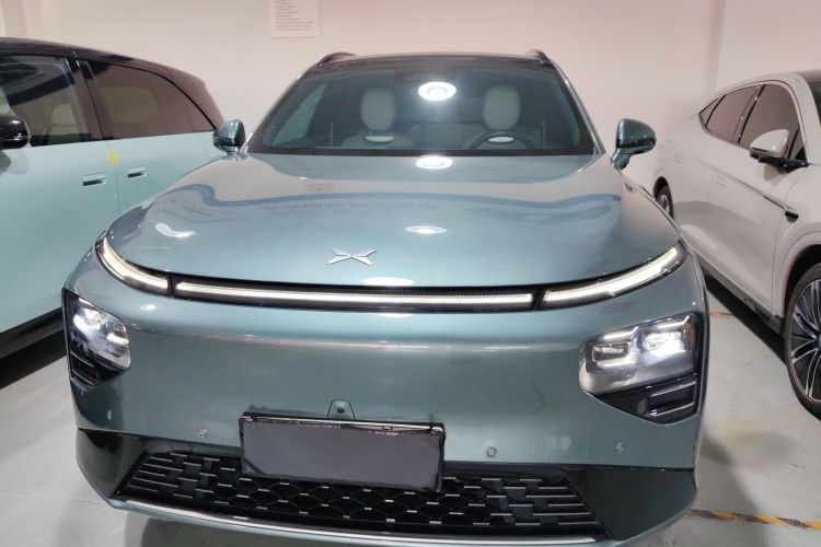 小鹏G9 2024款 702 Max车身外观2