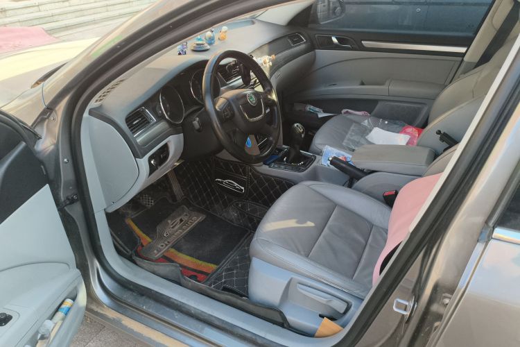 斯柯达 昊锐 2012款 1.8TSI 手动优雅版中控内饰7003
