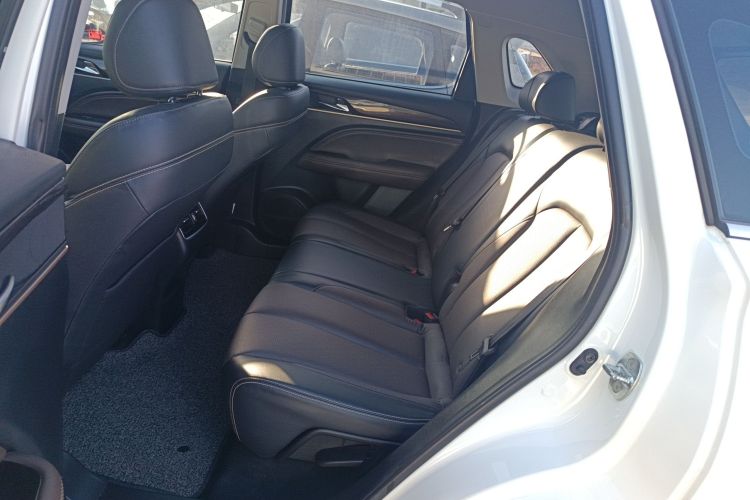 广汽传祺 传祺GS5 2019款 235T 自动精英版中控内饰21