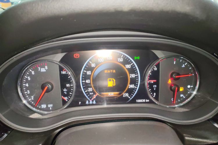 别克 君威 2017款 28T 尊贵型局部细节14