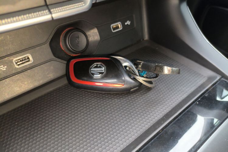 名爵 MG领航 2021款 300TGI 自动两驱燃动豪华版中控内饰7001