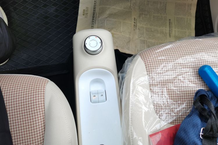 五菱汽车 宏光MINIEV 2024款 第三代 215km 青春版局部细节18