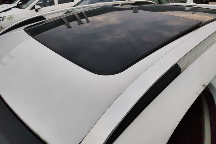 领克01 2017款 2.0T 两驱型Pro版局部细节57