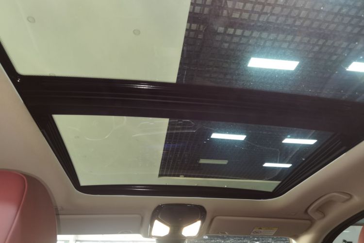 宝马3系 2024款 325Li M运动套装中控内饰22