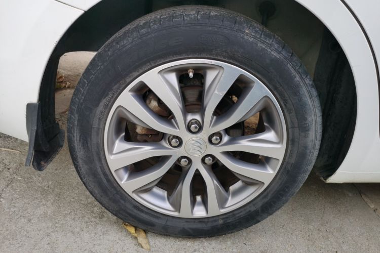 别克 英朗 2019款 18T 自动互联精英型 国VI车身外观6008