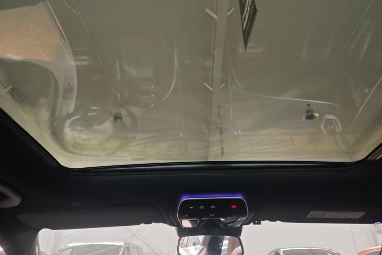 奔驰C级 2024款 改款 C 260 L 运动版中控内饰22