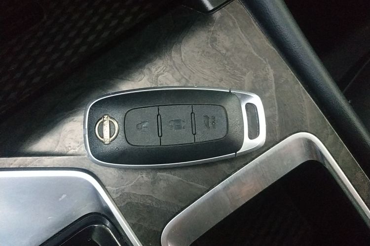 日产 天籁 2022款 2.0L XL-TLS 悦享版中控内饰7001