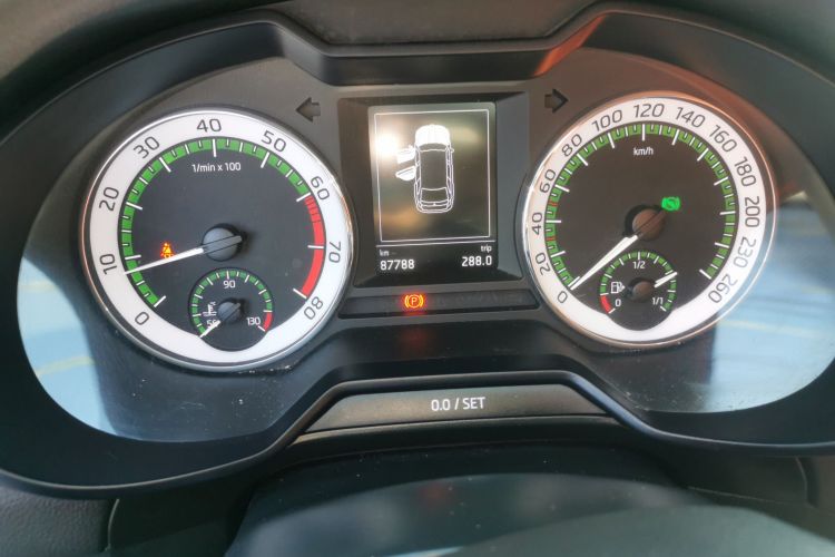 斯柯达 明锐 2018款 旅行车 TSI280 DSG豪华版中控内饰15