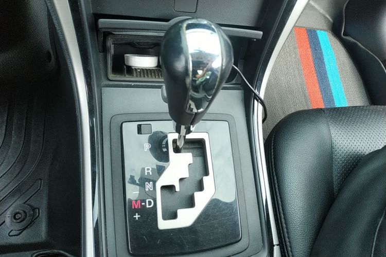 马自达 睿翼 2015款 2.0L 自动精英版中控内饰18