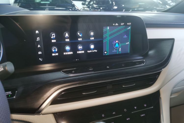 别克GL8 2020款 Avenir艾维亚 四座尊礼版中控内饰16