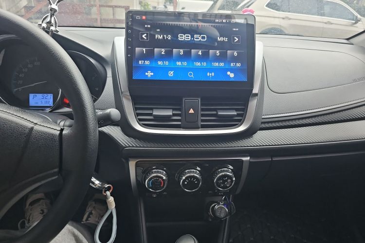 丰田 YARiS L 致炫 2016款 改款 1.5E CVT魅动版中控内饰16