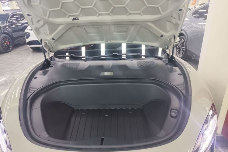 小米汽车 小米SU7 2024款 四驱超长续航高阶智驾Max版机舱底盘24