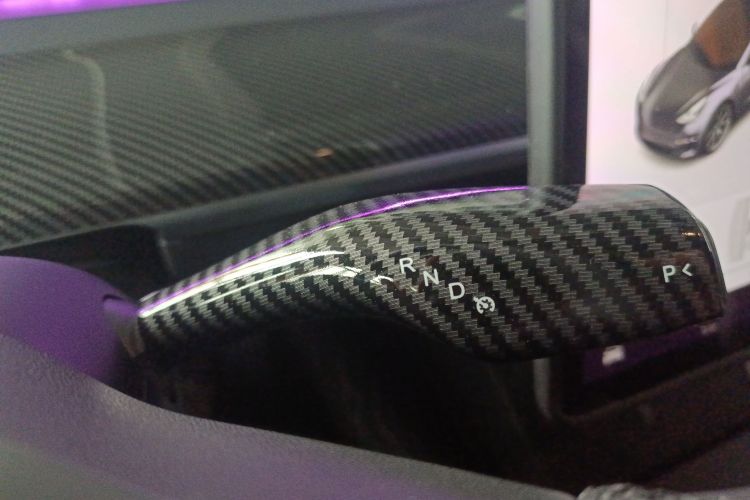 特斯拉 Model 3 2021款 标准续航后驱升级版中控内饰18