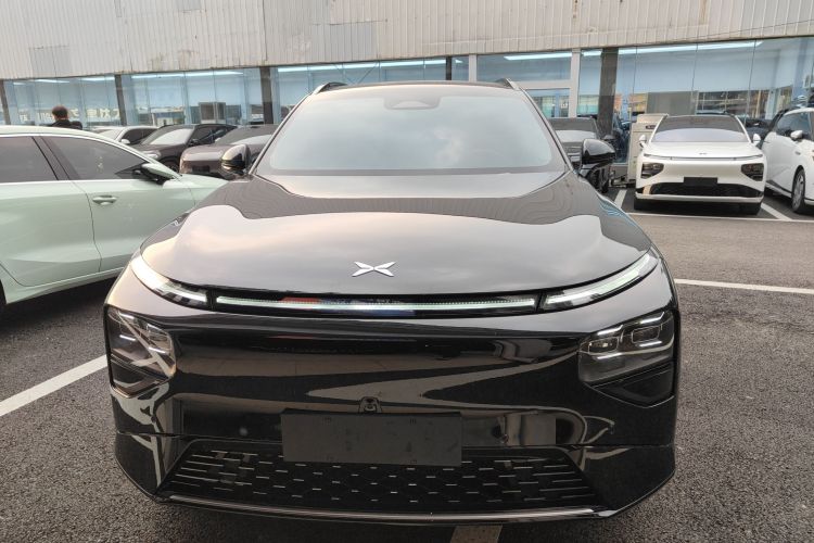 小鹏G9 2024款 702 Pro车身外观2