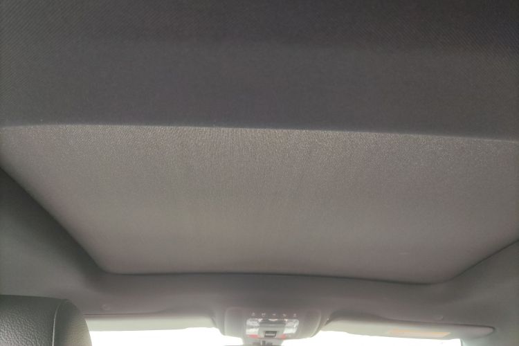 奔驰A级 2021款 A 180 L 运动轿车中控内饰22