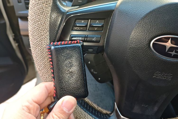 斯巴鲁 傲虎 2014款 2.5i 雅尚智能版中控内饰11