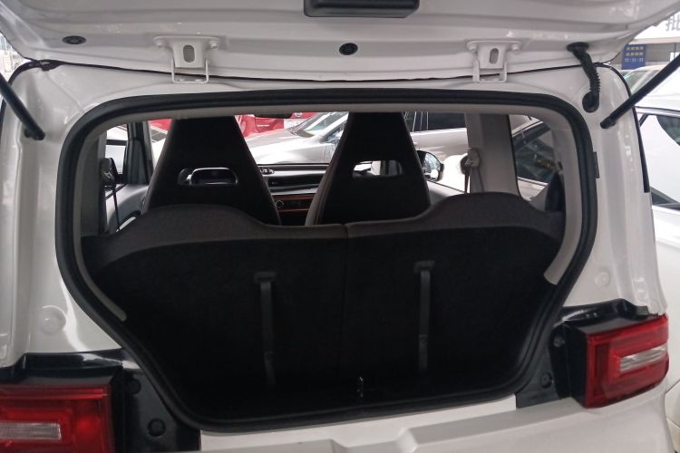 五菱汽车 宏光MINIEV 2021款 马卡龙夹心款 170km 磷酸铁锂局部细节23