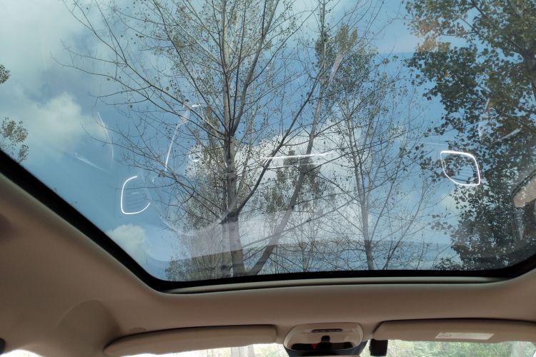 沃尔沃V40 2018款 T3 智逸版局部细节22