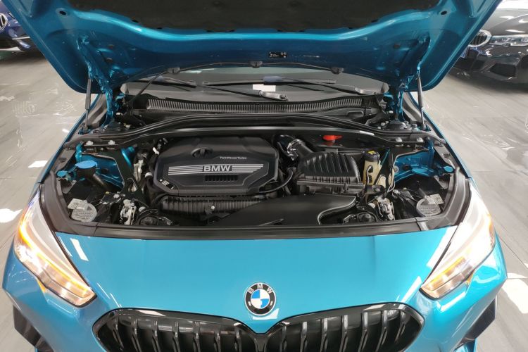 宝马2系(进口) 2021款 225i 四门轿跑车 M运动曜夜套装机舱底盘24