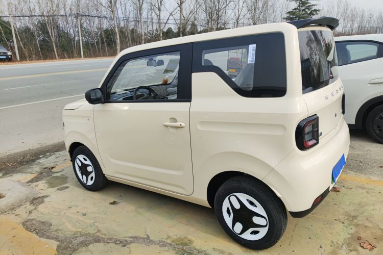 吉利银河 熊猫 2025款 210km 元气熊车身外观6003