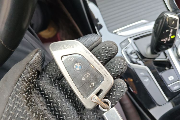 宝马X3 2021款 xDrive25i M运动套装中控内饰11