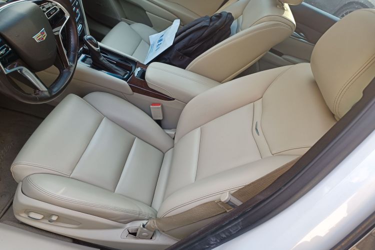 凯迪拉克XTS 2017款 28T 技术型中控内饰19