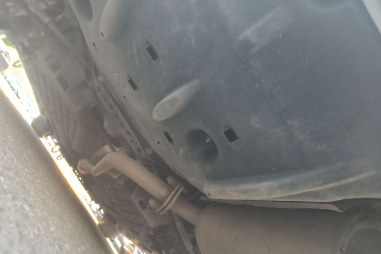 雷克萨斯ES 2015款 200 精英版局部细节9009