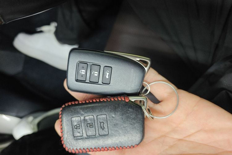 雷克萨斯RX 2016款 300 四驱典雅版 国V中控内饰11