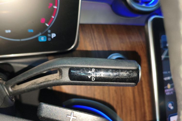 奔驰C级 2024款 改款 C 260 L中控内饰18