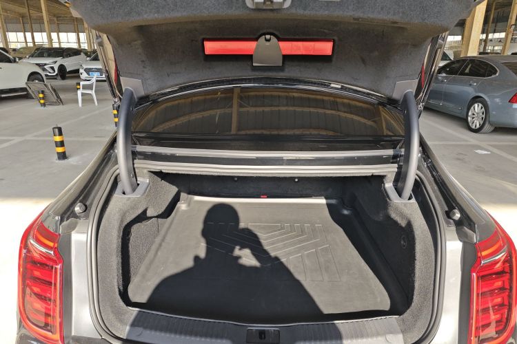 红旗H9 2022款 2.0T 智联旗享版局部细节23