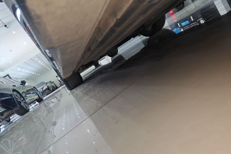 长安UNI-V 2023款 2.0T 领速版局部细节9002