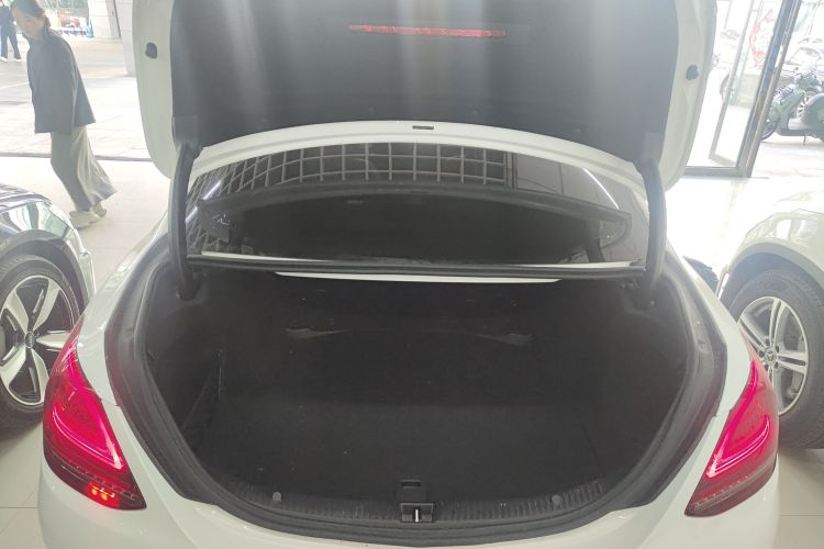 奔驰C级 2021款 C 200 L 时尚型运动版机舱底盘23