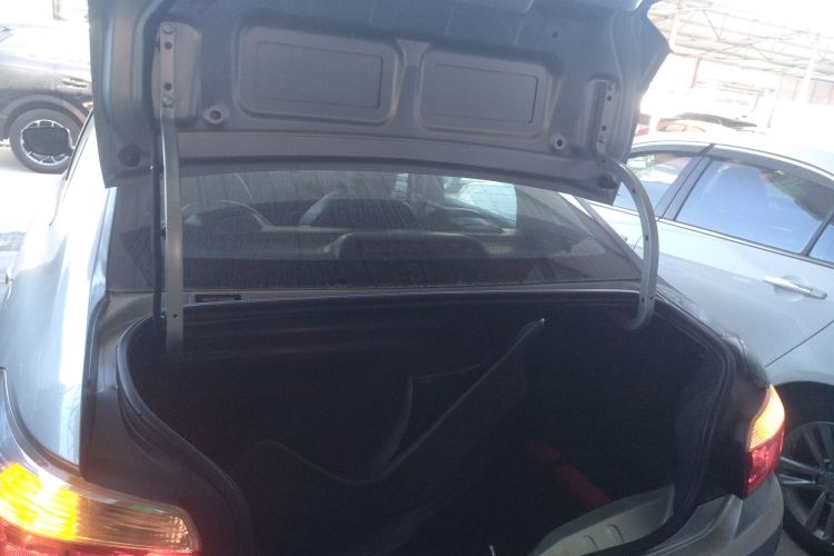 雪铁龙 爱丽舍 2016款 1.6L 手动时尚型局部细节23