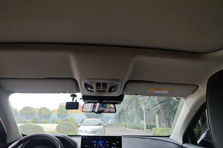 魏牌 VV5 2020款 2.0T 两驱擎先锋中控内饰22