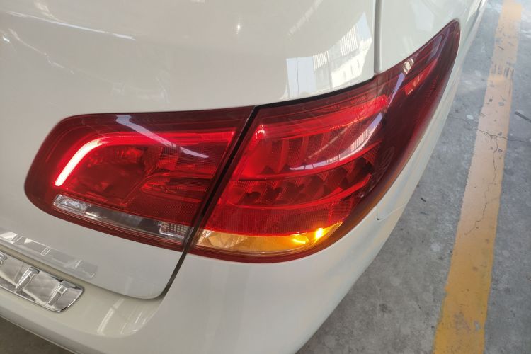 奔驰B级 2019款 B 200 动感型车身外观6006