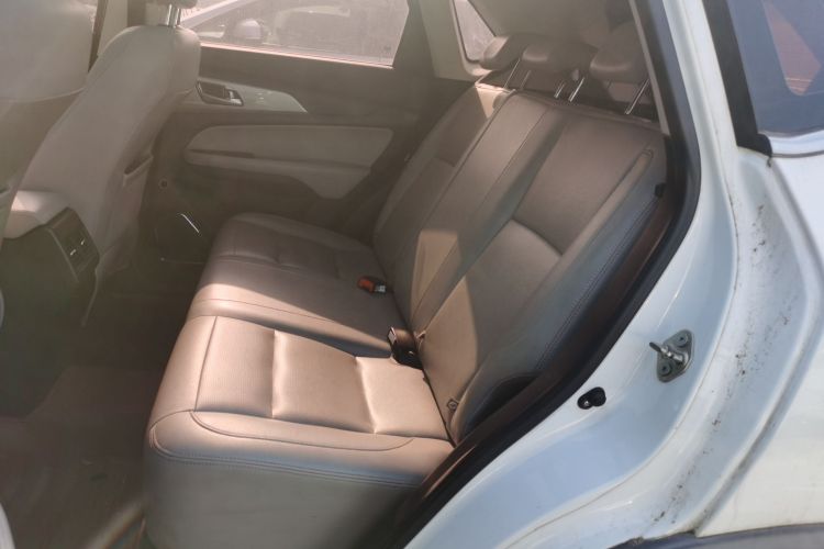 北汽幻速S5 2017款 1.3T 手动尊贵型中控内饰21