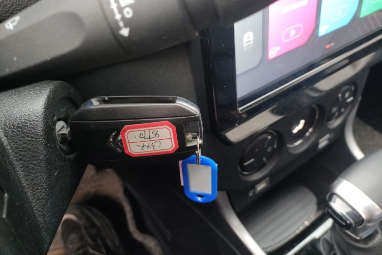 雪铁龙C3-XR 2021款 190THP DCT致尚版中控内饰11