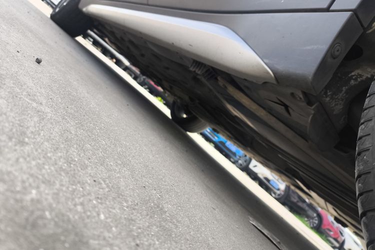 宝马X1 2016款 sDrive20Li 豪华型机舱底盘30