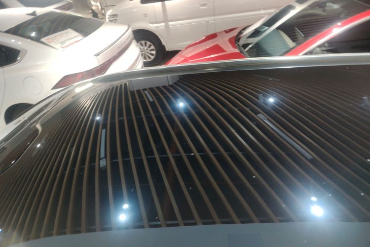 哪吒汽车 哪吒S猎装 2024款 增程300 标准版局部细节57