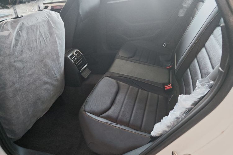 一汽-大众CC 2024款 380TSI 夺目 众享款中控内饰21