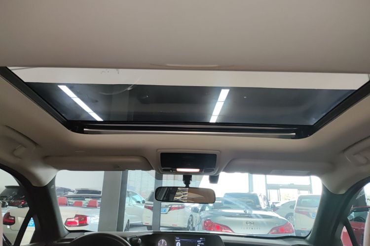 雷克萨斯UX 2020款 200 特别版局部细节22