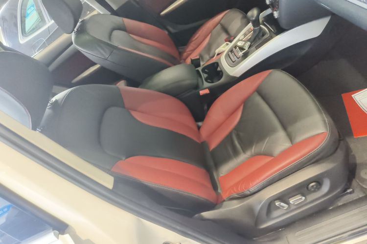 奥迪Q5 2017款 Plus 40 TFSI 技术型局部细节41