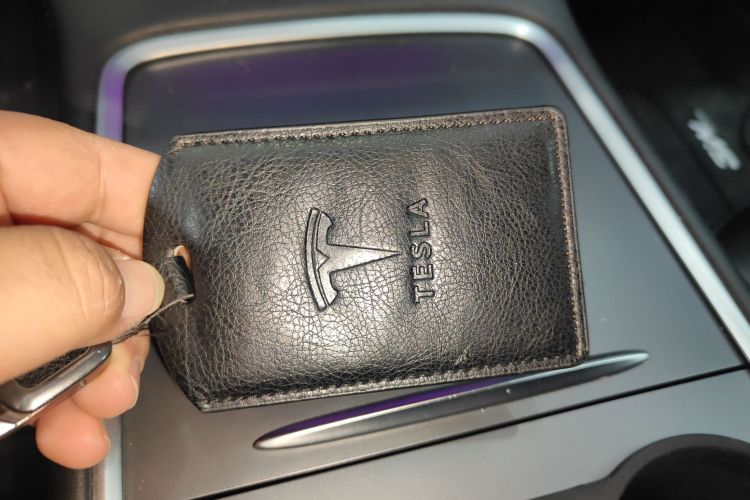 特斯拉 Model 3 2022款 后轮驱动版中控内饰7001