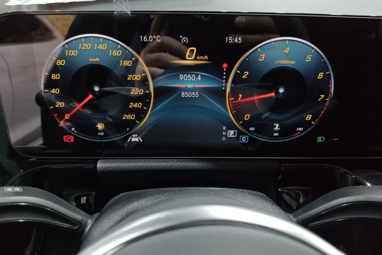 奔驰GLA 2022款 改款 GLA 200中控内饰14