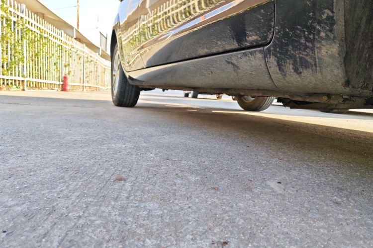 福特 福克斯 2013款 三厢经典 1.8L 自动基本型局部细节9001